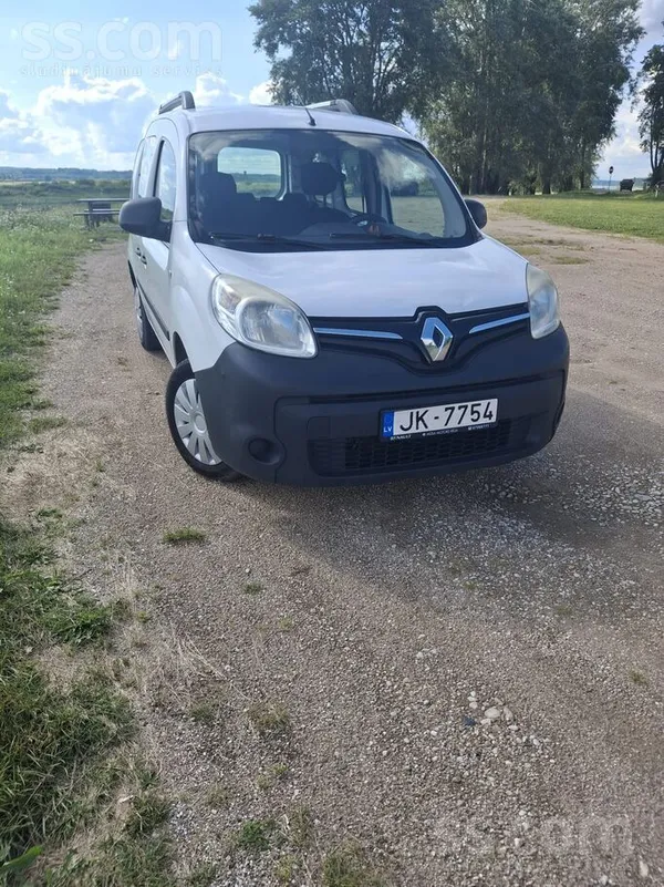 Renault Продаю хорошую машину, в очень хорошем техническом