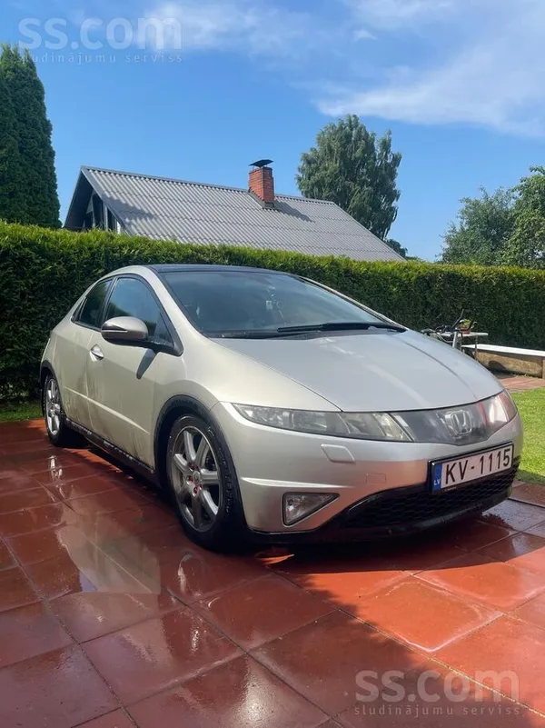 Honda Rūc, brauc, viss strādā. Lietie diski. Vizuālais s
