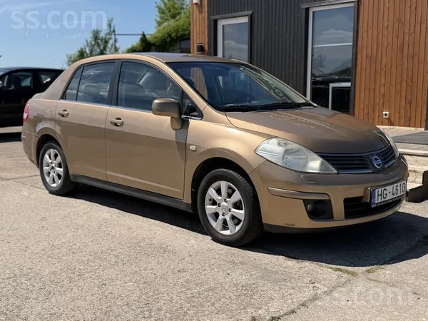 Nissan Nissan Tiida 1.6 benzīns, automāts.