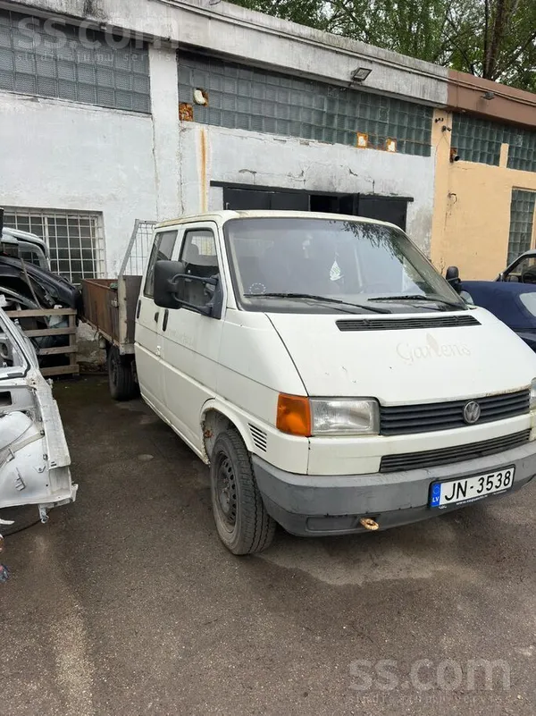 Volkswagen Bez TA, jāmetina sliekšņi.
