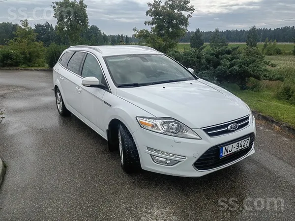 Ford Titanium komplektācija 103kw , start/stop ir 2 ats