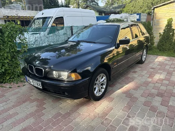 Pārdodu Bmw 520i universāli ar 5 ātrumu manuāli, M54B22 dzinējs teicamā stāv