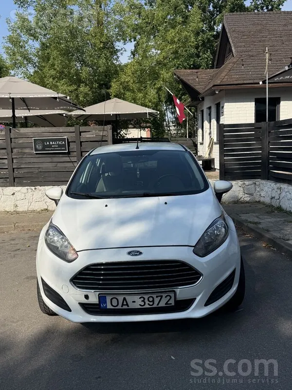 Ford Pārdodu Ford Fiesta (2014. gads, 1.4 dīzelis) teic