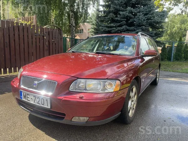 Volvo Facelift , v70 2.4d D5 , svaiga TA, nodoklis nomak