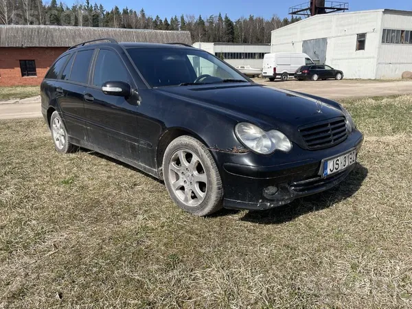 Mercedes Bez TA.