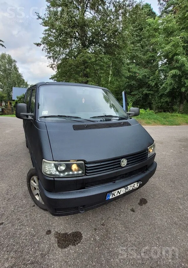 Volkswagen Pārdodu Caravelli ar 6 sēdvietām (pēdējā rinda nav