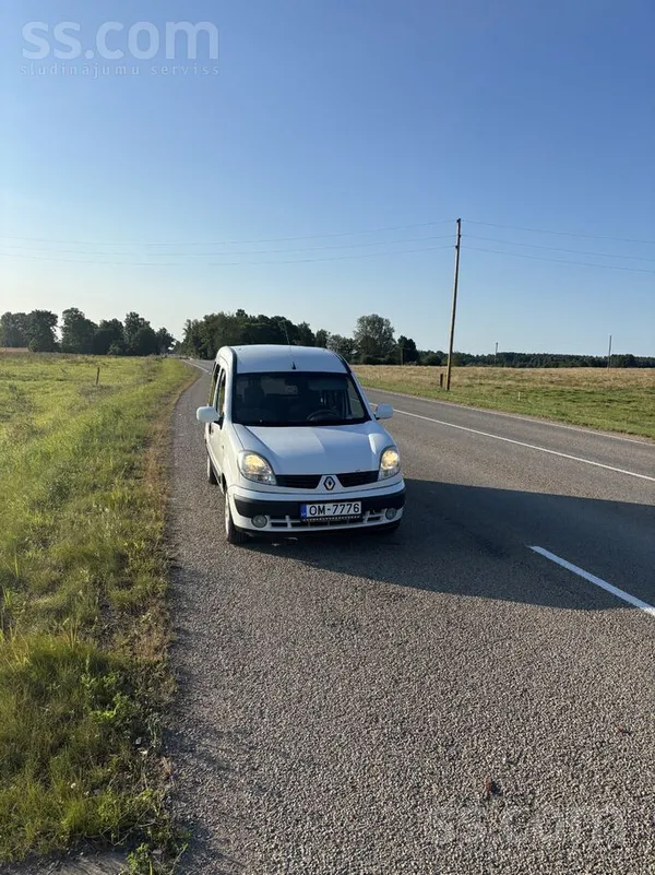 Renault Laba ekonomiskā mašīna. 1.6 16v motors. Līdzi nāk 