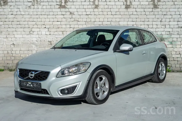 Volvo No Francijas Volvo C30 1.6 dīzelis 80 kW. Reģistrē