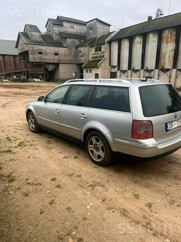 Volkswagen Uzticams darba auto. Ir sīki defekti kā nekā auto 