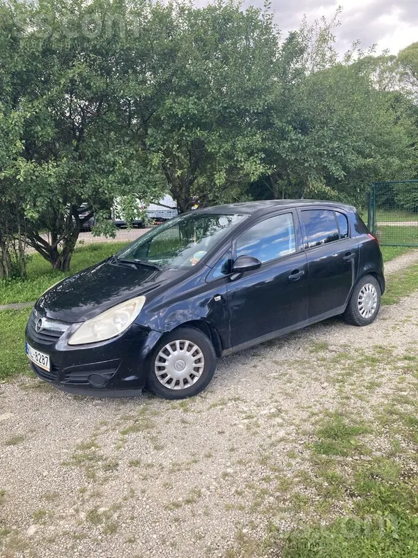 Opel Šitas ķēms ir pārsteidzoši labs autiņš. Jā, ir vec