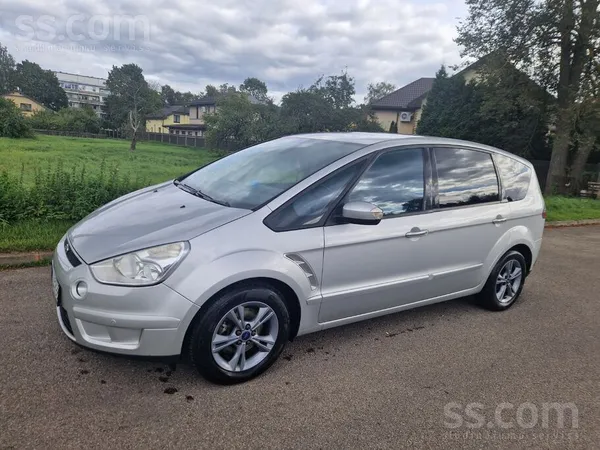 Ford Продаю Ford S-Max. Автомобиль в хорошем визуальном