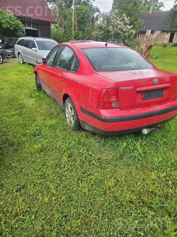 Volkswagen Passat 1.9 tdi 85 kw. Latvijā nav reģistrēts, reze