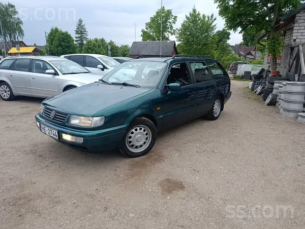 Volkswagen VW Passat variant-1.6benzins, 74Kw, 1996g. , 