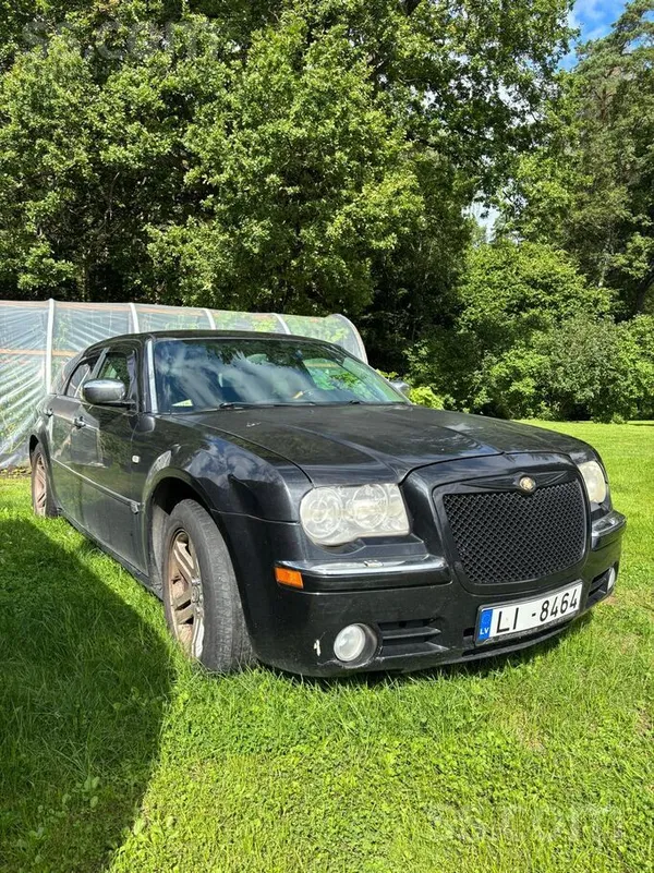 Chrysler Продаю Chrysler 300C с дизельным двигателем и авто