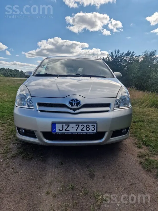 Toyota Продаю Toyota Corolla Verso, 2.2 D4D, 100Kw, 7Мест