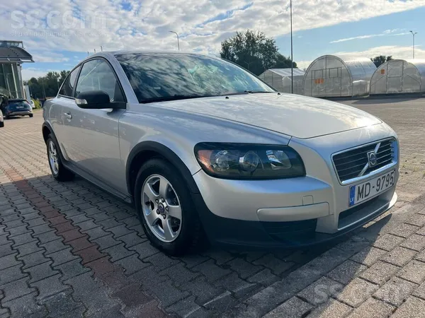 Volvo Parodu Volvo C30 1, 8 benzīns, 92kw, līdzi nāk zie