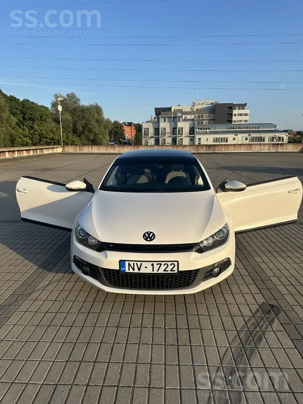 Volkswagen Pārdodas svaigs un jaudīgs Volkswagen scirocco 2.0