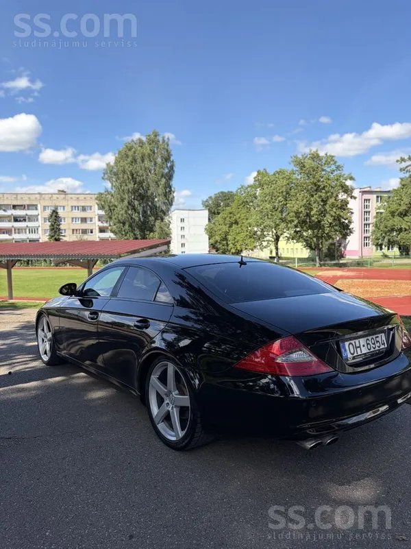 Mercedes Tirgošanā Mercedes Cls320