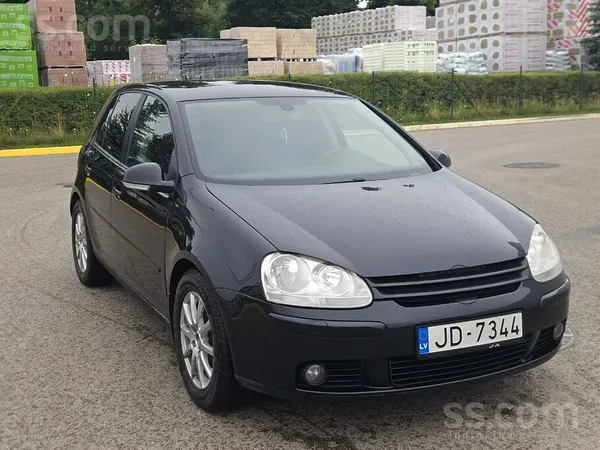 Volkswagen Pārdodu Volkswagen Golf 5, automats 1.9 Tdi. Svaig