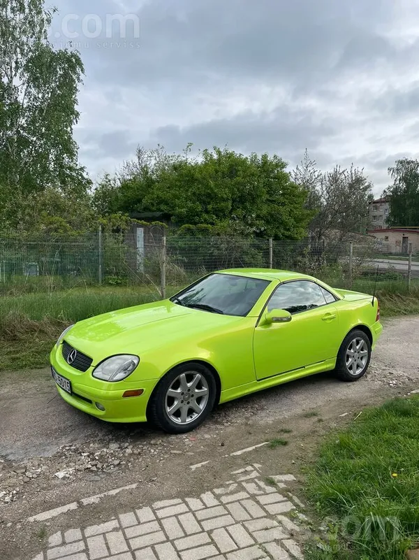 Pārdodu ideālu vasaras auto. Elektriskais jumts strādā bez problēmām, tāpat
