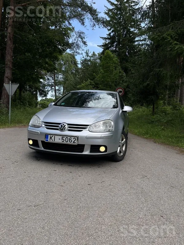 Volkswagen Pārdodu Volkswagen Golf 5, 2008. gada. Motors 1.4 