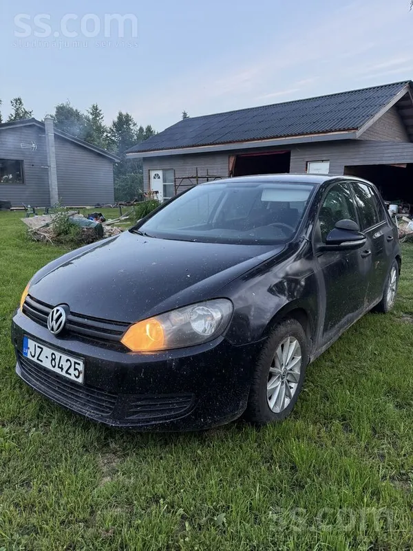 Volkswagen Pārdošanā pieejams VW golf 6, ritošā daļa ir labā