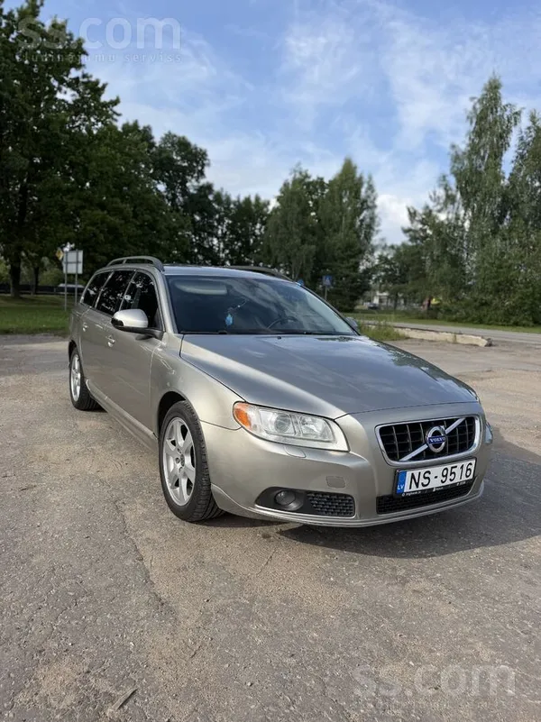 Volvo Pārdodu koptu un uzticamu Volvo V70. 2009. gads. F