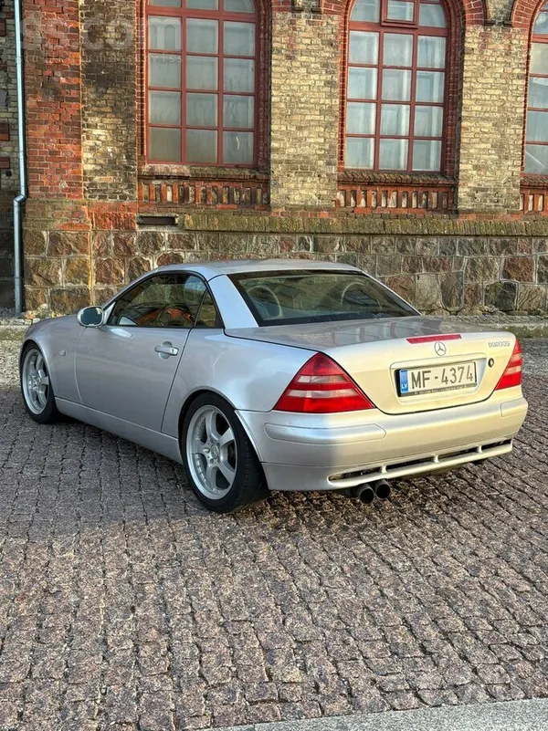 Mercedes Dinamisks, sportisks un rūpīgi uzturēts mercedes k