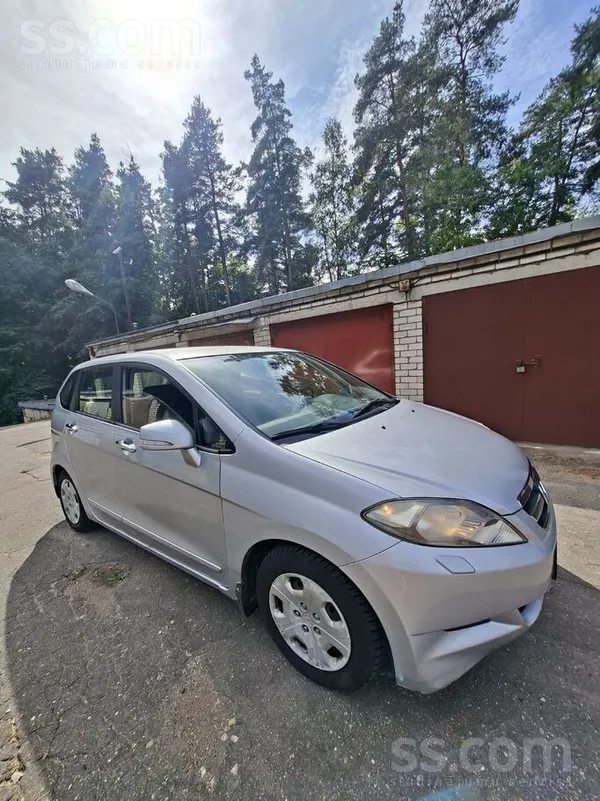 Honda Masina laba stavokli, nekas negrab, mators strada 