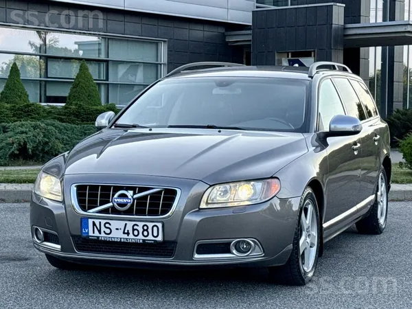 Volvo V70 2.4 dīzelis D5 136 kW, automāts, orģināls un p