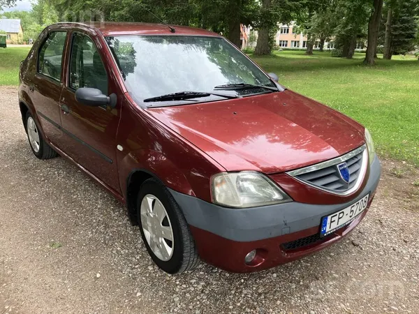 Oriģinals nobraukums, rupnicas krasojums, nevienas rusiņas, salons ka jauns. 
Var teikt laika kapsula. Glabats garaža. 
TA ...