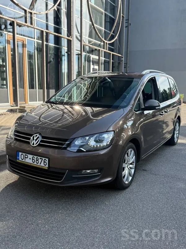 Volkswagen 6900€