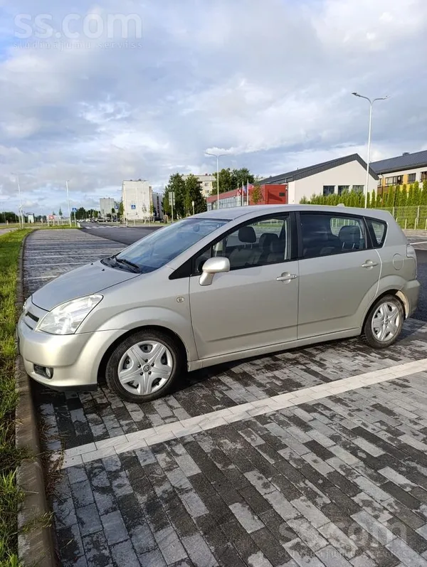 Toyota Toyota Corolla Verso 2.2 D-4D 100kw, 7 vietas. 