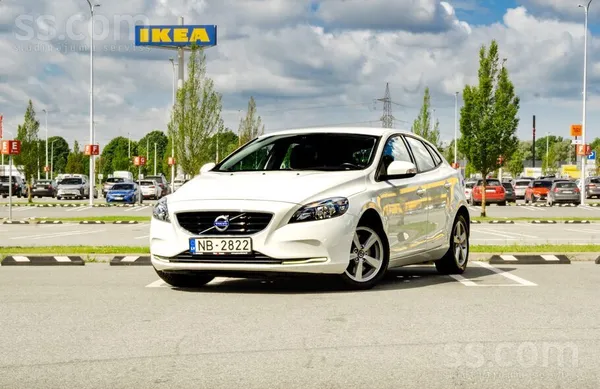 Volvo V40 2.0l dīzelis. 140kw
Tehniskā apskate derīga līdz 07.2027
Vid. d.