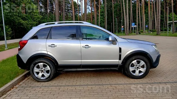 Opel Pārdodu Opel Antara labā tehniskā un vizuālā stāvo