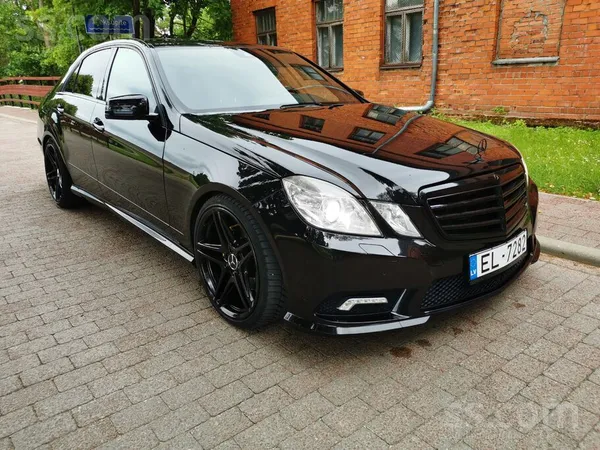 Mercedes Pārdod Mercedes E350(shadowline) E-klasse Amg E350