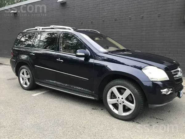Mercedes Ģimenes auto, 2 īpašnieki, 7.vietas, Off Road, pir