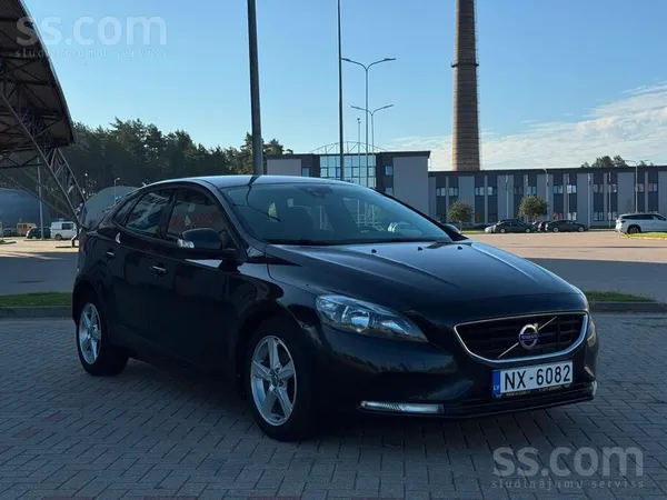 Volvo V40 D2
Auto ikdienā tiek lietots. Ekonomisks , Nelieli vizuāli defekt