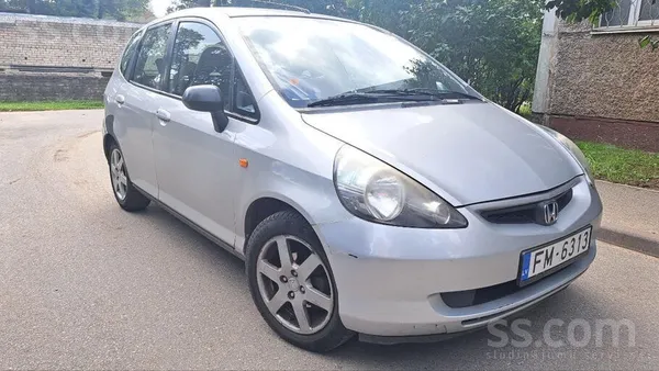 Продаю Honda Jazz Хетчбек 1, 3, бензин, 2003г. Пробег 167830. Техосмотр 08.2