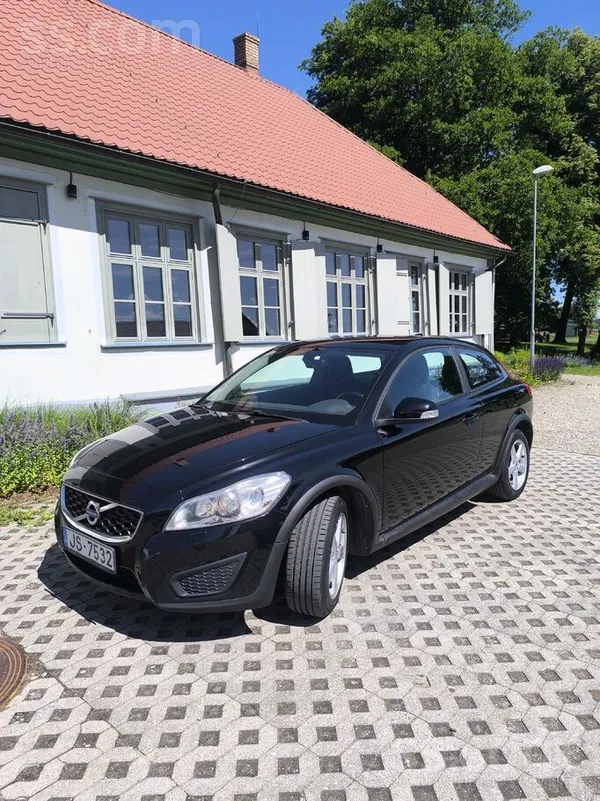 Volvo Pārdodu ļoti labu Volvo C30 ar gana ekonomisku 1.6