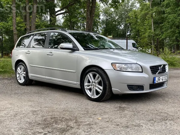 Volvo Volvo v50 feislifts