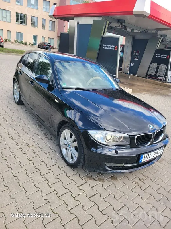 BMW Pārdodu BMW 118 2.0 dīzeli - ekonomisku, kompaktu,