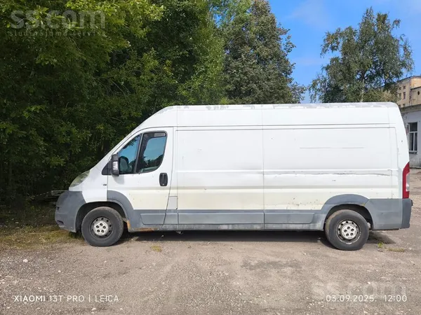 Fiat Fiat Ducato ar darba kārtībā esošu dzinēju, kārtu 