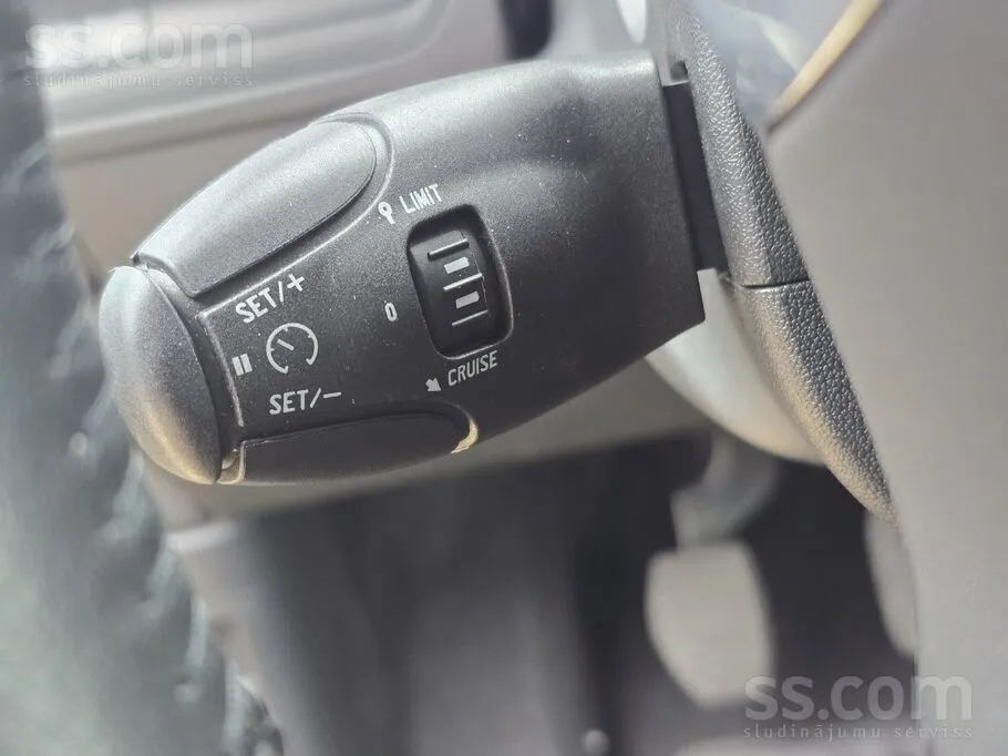 Peugeot 2008 - 10