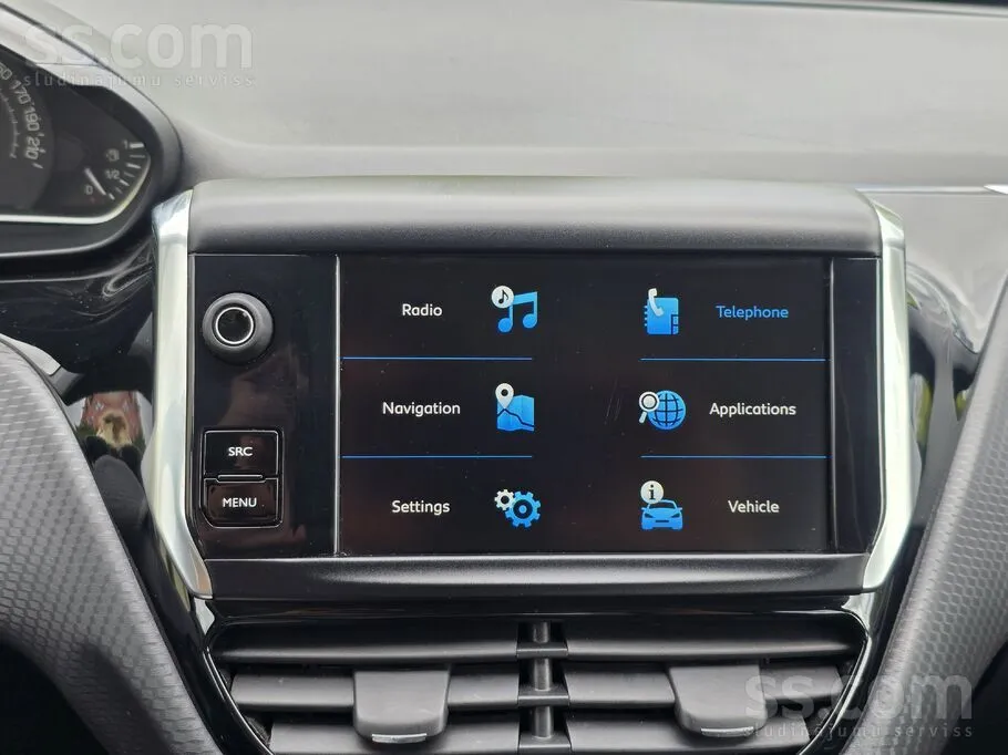 Peugeot 2008 - 12